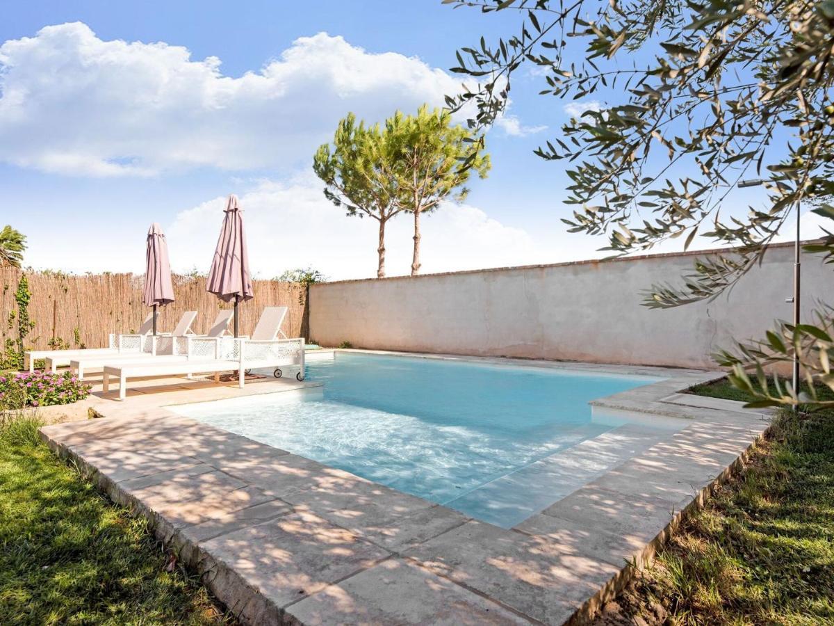 Lively Holiday Home In Fraga With Private Pool Zewnętrze zdjęcie
