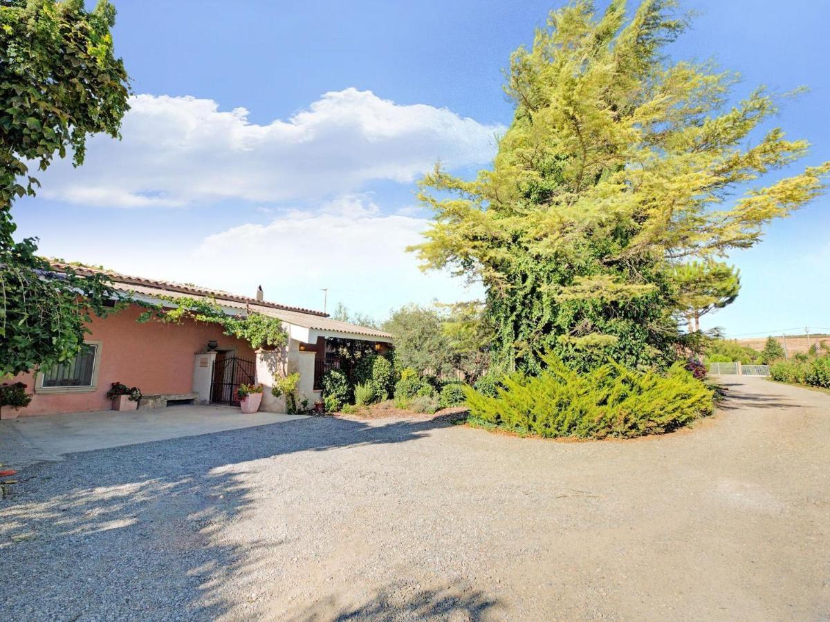Lively Holiday Home In Fraga With Private Pool Zewnętrze zdjęcie