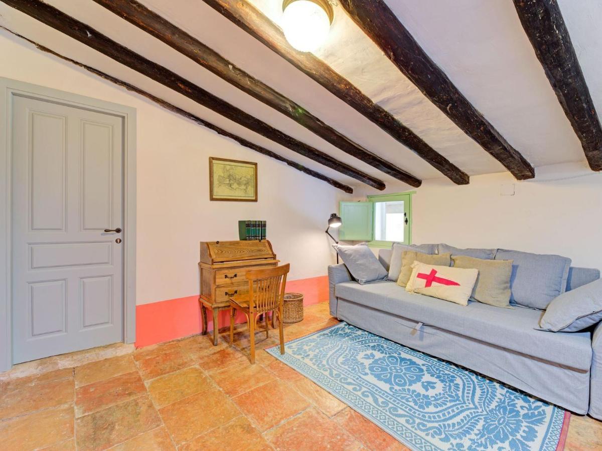 Lively Holiday Home In Fraga With Private Pool Zewnętrze zdjęcie